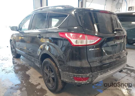 2015 Ford Escape Se z USA, uszkodzony, nr VIN 1FMCU0GX9FUB46219